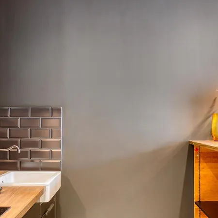 Le Gentleman - Elegant - Confort - Calme Douai